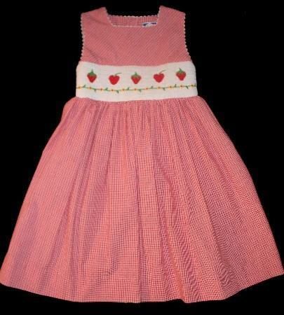 LKNW Girls Boutique Smocked STRAWBERRY Dress 4T 4 Red Flowers Checked 